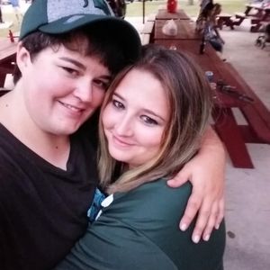 Meet your Posher, Marissa